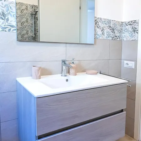 N271 - Numana, Nuovo Trilocale In Centro Numana