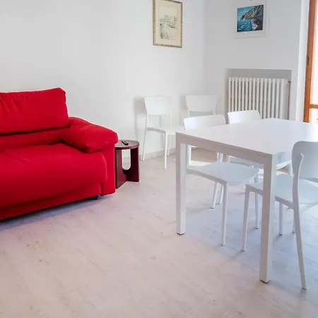 N271 - Numana, Nuovo Trilocale In Centro Appartamento