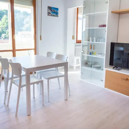 N271 - Numana, Nuovo Trilocale In Centro Appartamento Numana